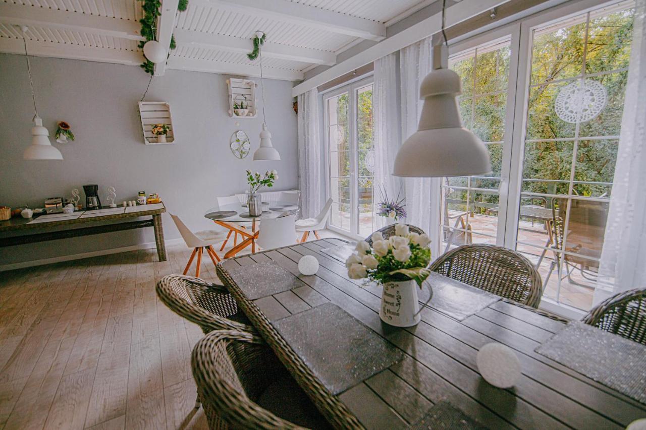 스파와 Zacisze Lesne Nad Pilica B&B 외부 사진